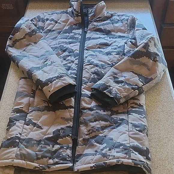 Adidas Long Quited Size S Coat Marapat Digital Desert Camo Like New - Picture 4 of 16